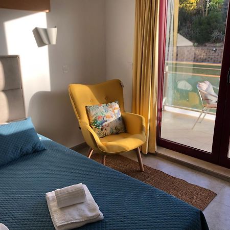 Ericeira Surf And Sun Apartment Exterior photo