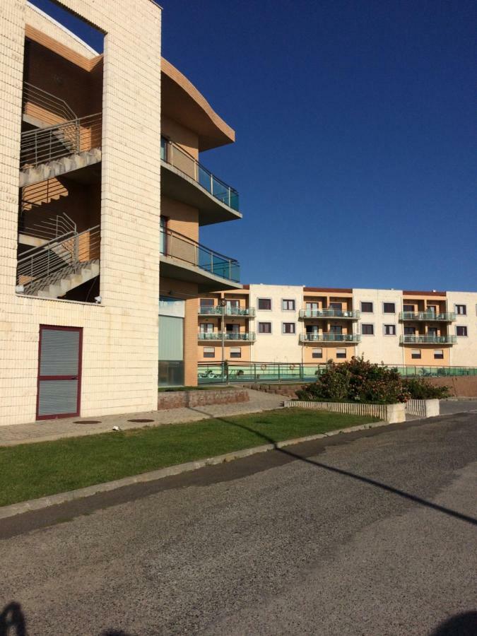 Ericeira Surf And Sun Apartment Exterior photo