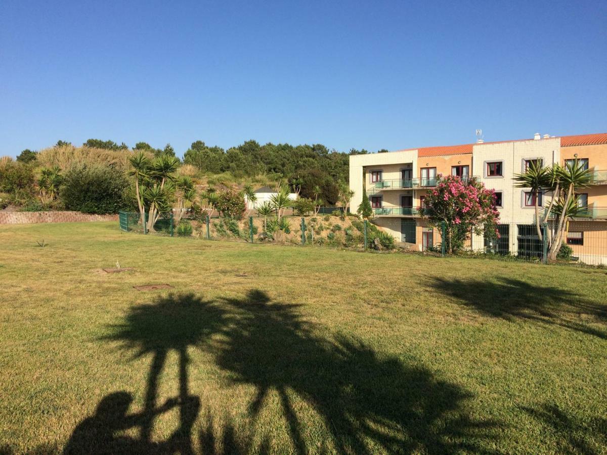 Ericeira Surf And Sun Apartment Exterior photo